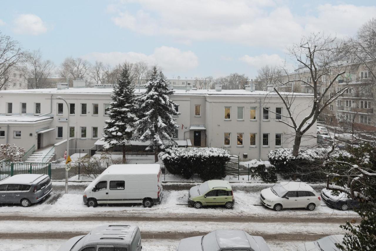 Warsaw Airport Studio Astronautow With Balcony By Renters Apartamento Exterior foto